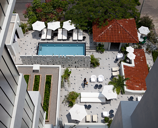 tamanos4_0007_Pool-Bar-28.png